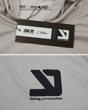 Detail of elastic fabric and roll-up sleeve of the YKR Kisu UPF50+ grey shirt.
